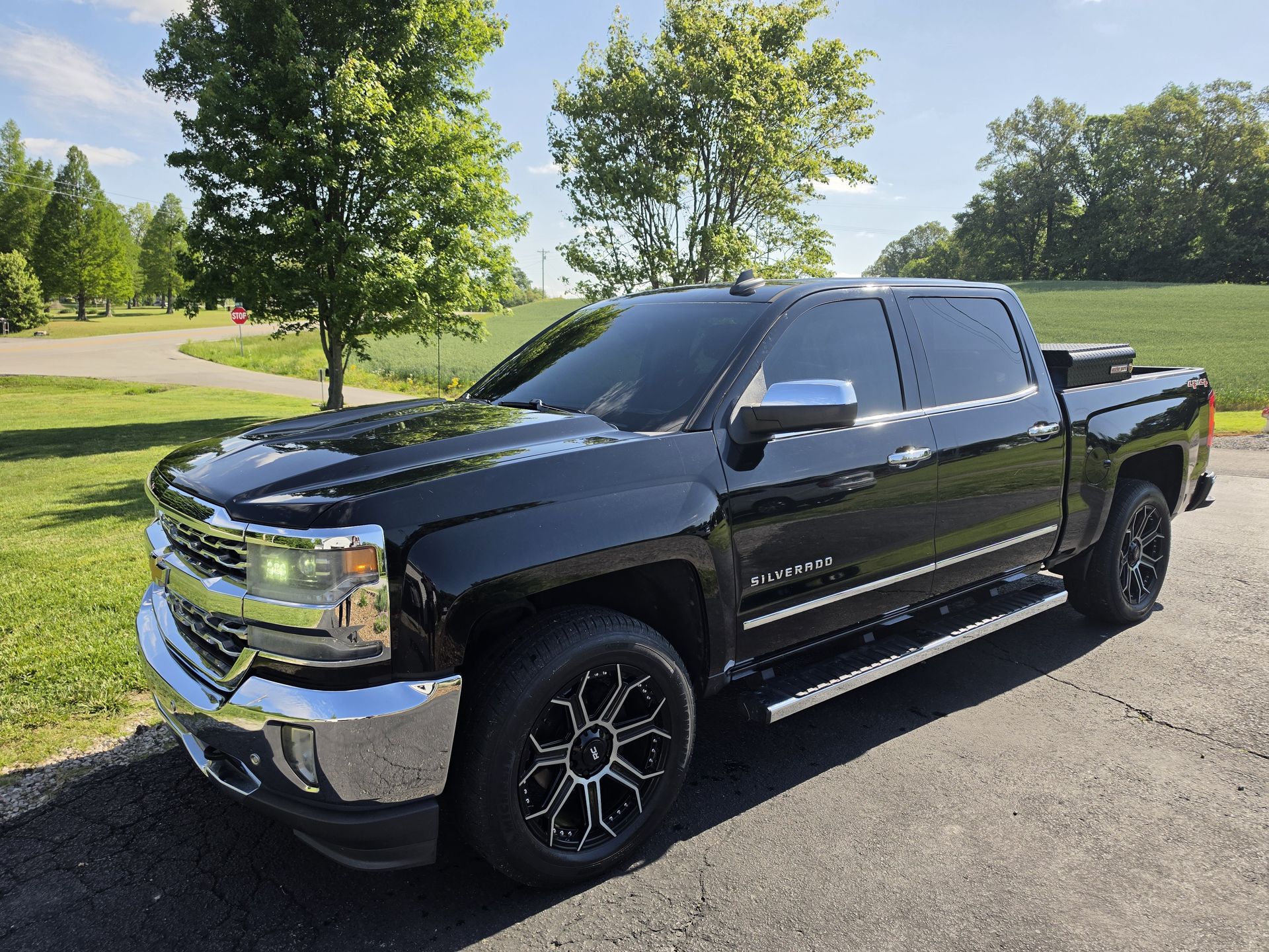 TJ's Window Tint gallery photo