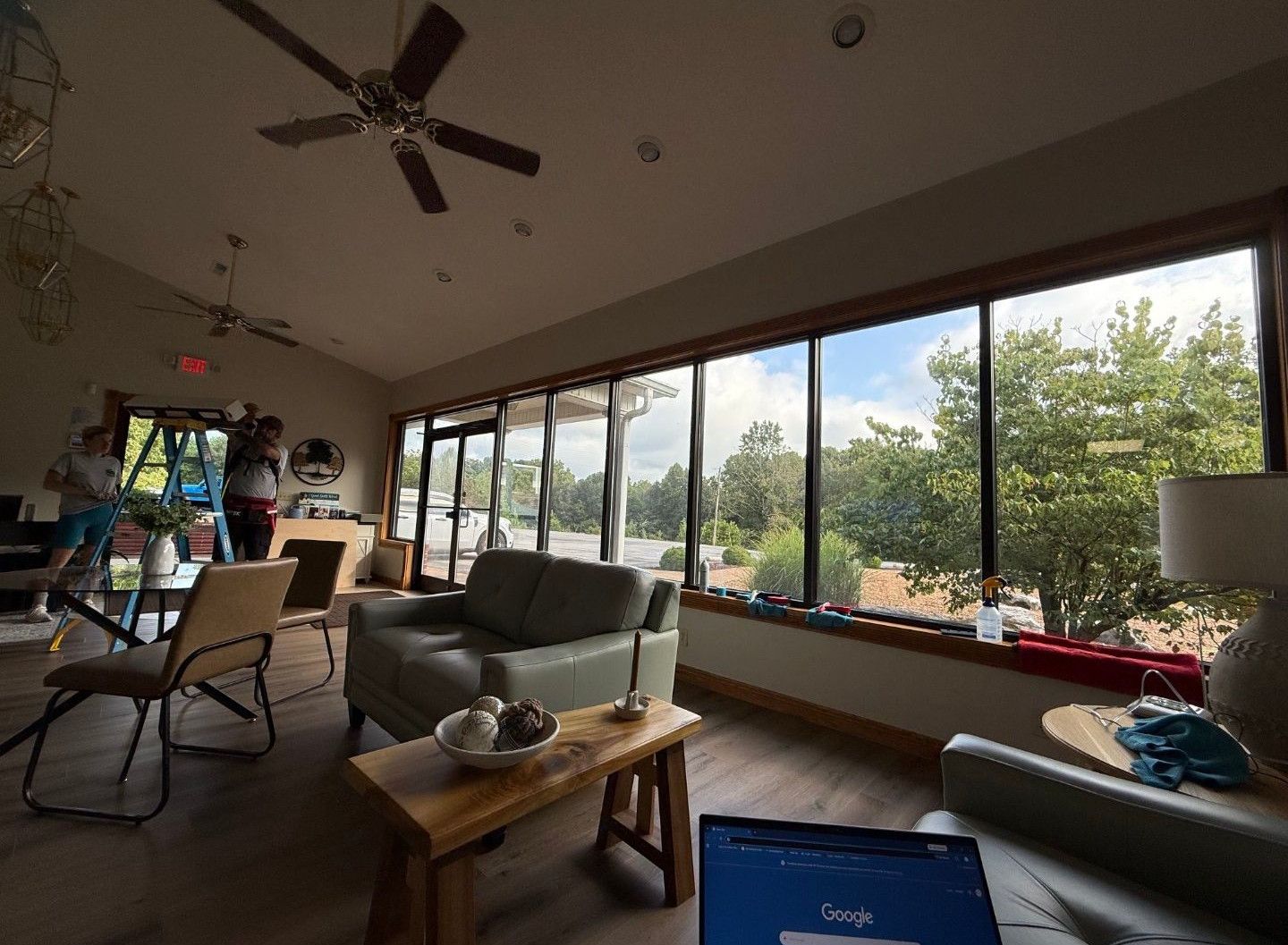 TJ's Window Tint gallery photo